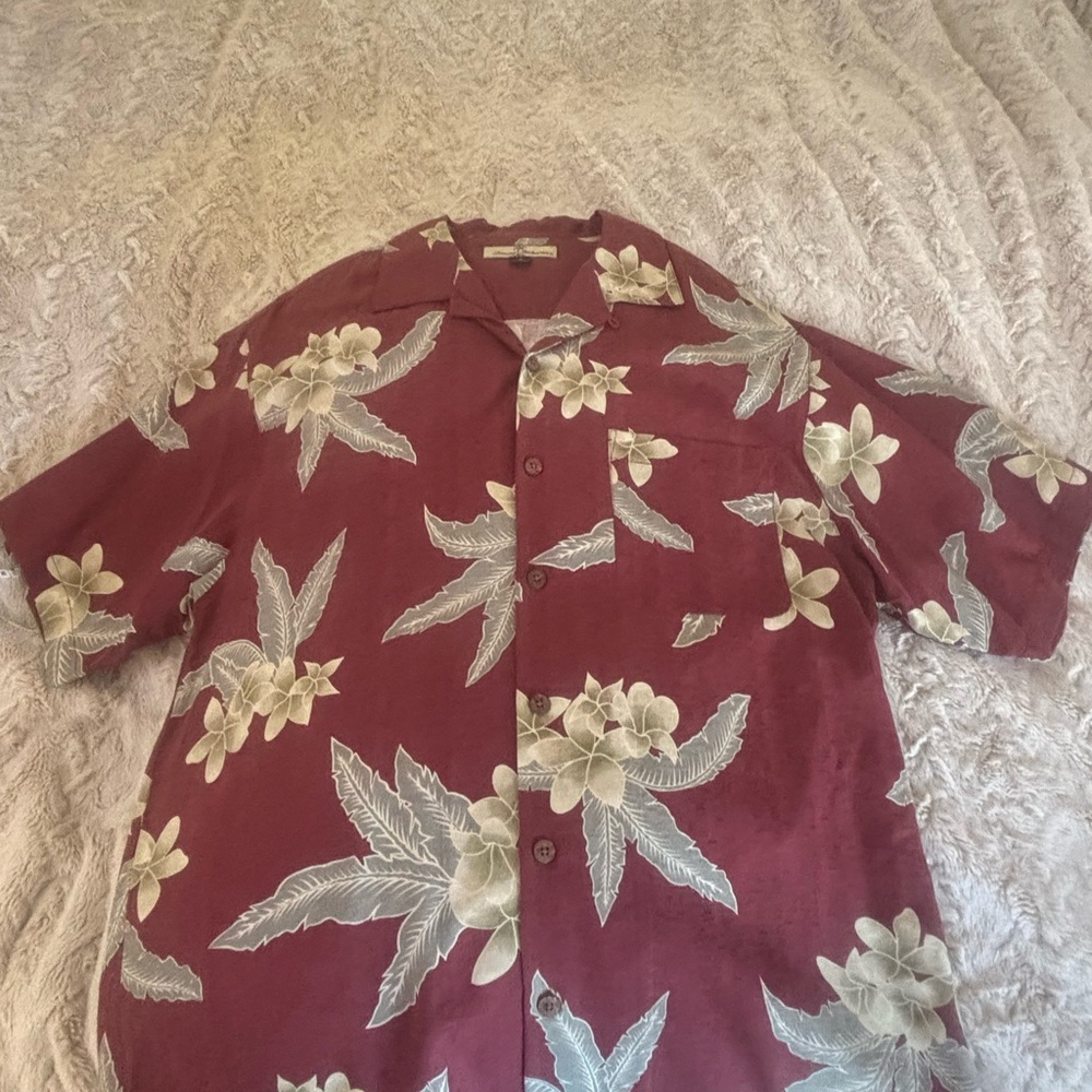 Tommy Bahama 100% Silk
